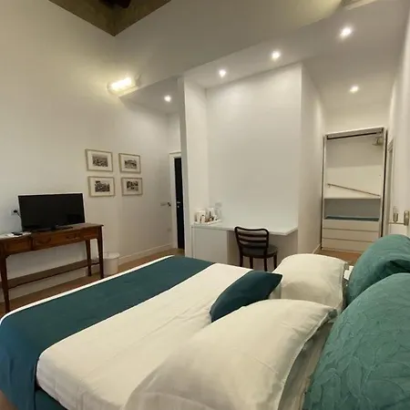 Eleonora Hotel 5*